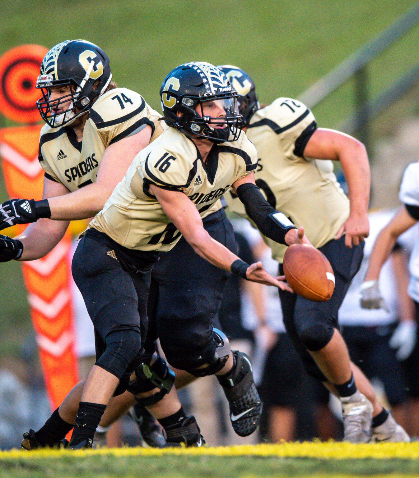 The Warriors dominated the Spiders 49-21.